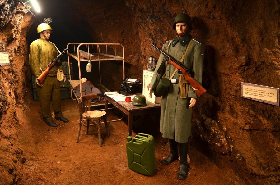 Stála expozícia „Fiľakovo 1938 – 1945“.