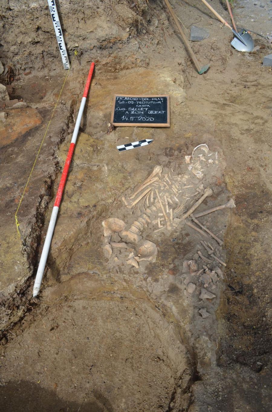 Nález ľudského skeletu zo 17. stor. Fotogaléria