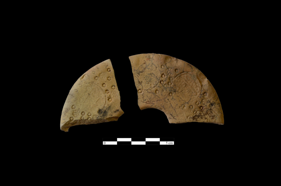 Nález unikátného šiítskeho modlitebného kotúča, 16. - 17. stor Fotogaléria