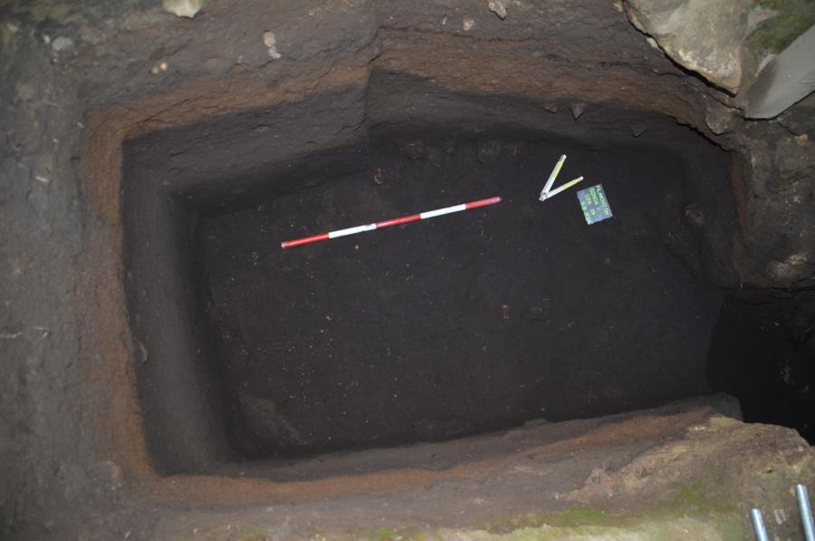 Pohľad na pravekú vrstvu v južnej časti sondy I Fotogaléria